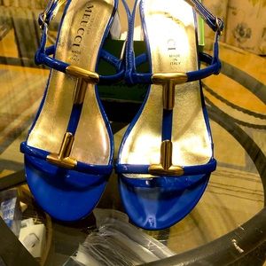 Sesto Meucci size 6 1/2 blue patent sandals with gold top trim